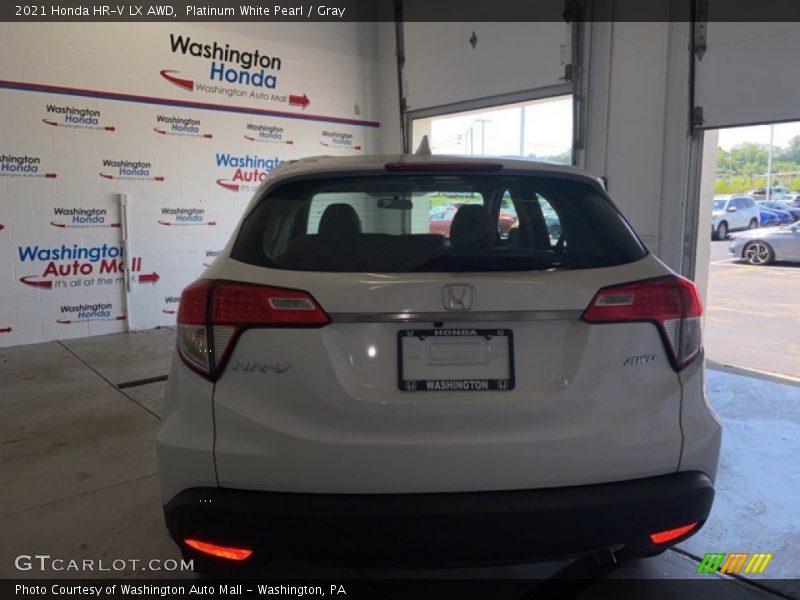 Platinum White Pearl / Gray 2021 Honda HR-V LX AWD