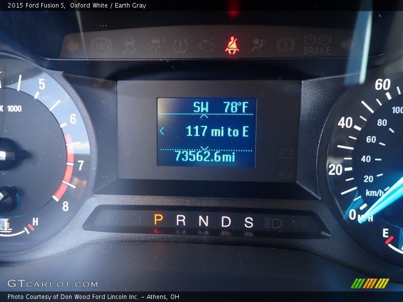 Oxford White / Earth Gray 2015 Ford Fusion S