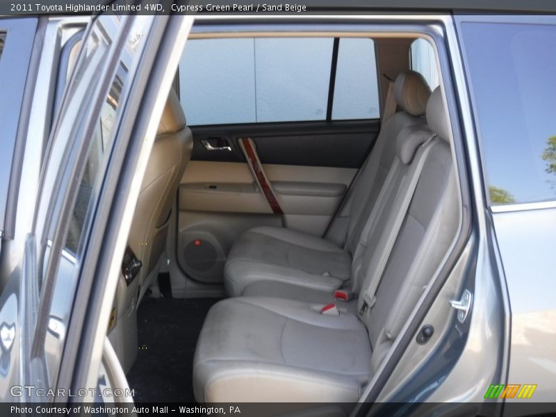Cypress Green Pearl / Sand Beige 2011 Toyota Highlander Limited 4WD