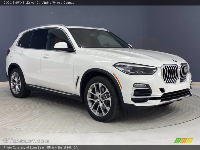 Alpine White / Cognac 2021 BMW X5 sDrive40i