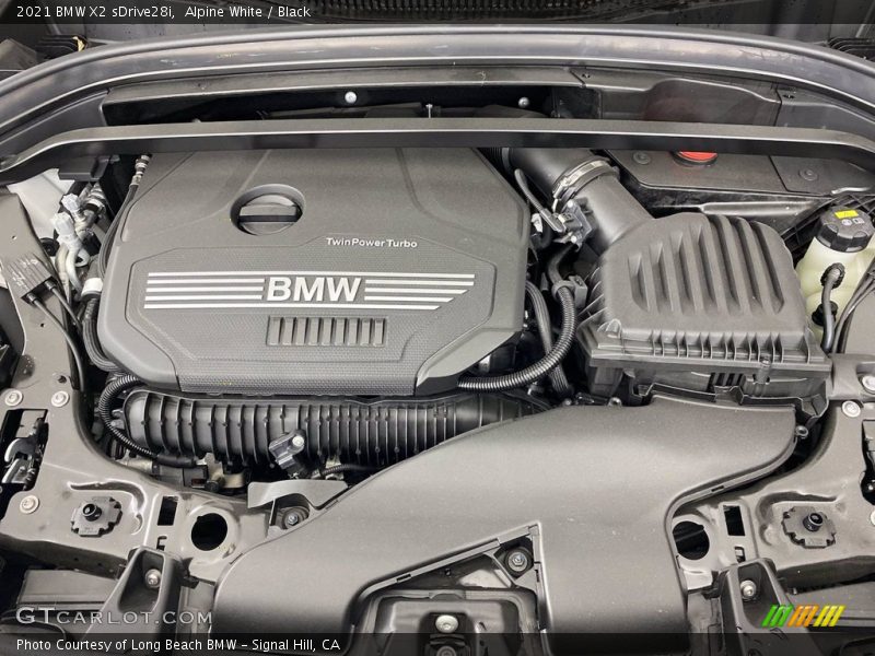 Alpine White / Black 2021 BMW X2 sDrive28i