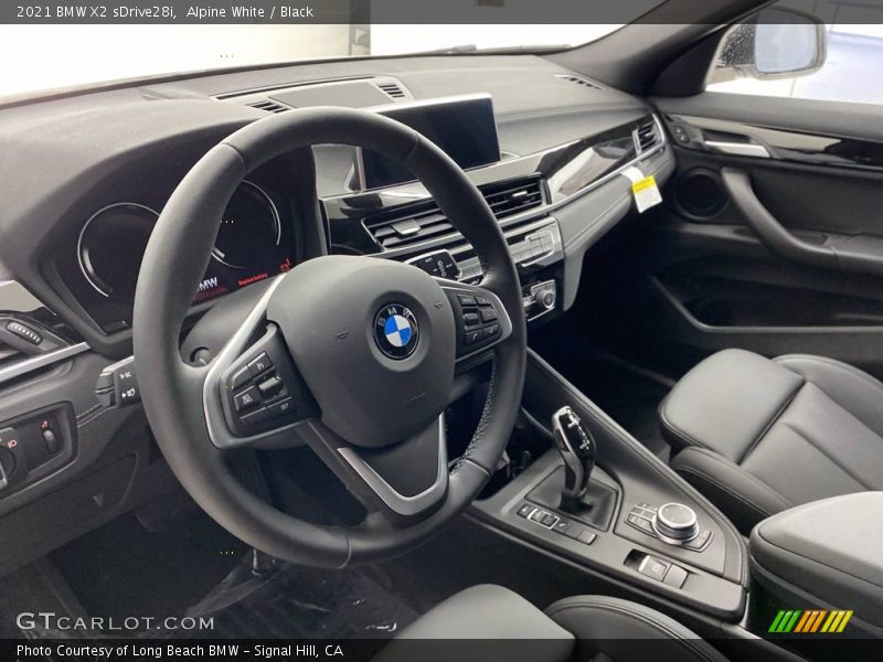 Alpine White / Black 2021 BMW X2 sDrive28i