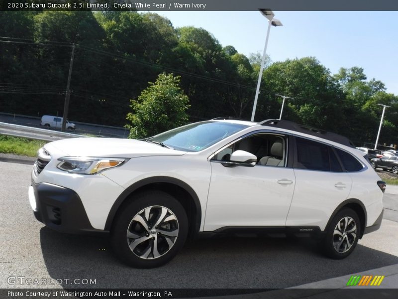 Crystal White Pearl / Warm Ivory 2020 Subaru Outback 2.5i Limited