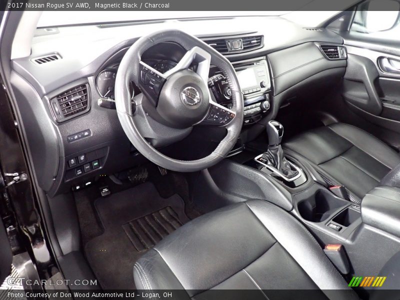 Magnetic Black / Charcoal 2017 Nissan Rogue SV AWD
