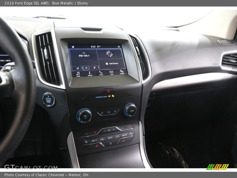 Controls of 2019 Edge SEL AWD