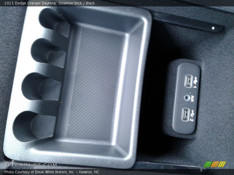 Sinamon Stick / Black 2021 Dodge Charger Daytona