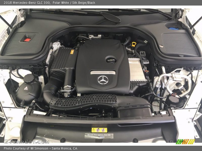 Polar White / Silk Beige/Black 2018 Mercedes-Benz GLC 300
