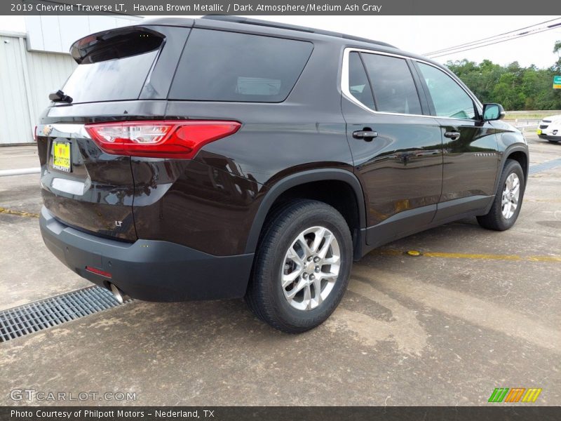 Havana Brown Metallic / Dark Atmosphere/Medium Ash Gray 2019 Chevrolet Traverse LT