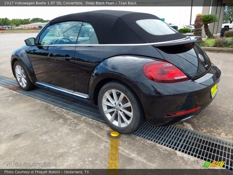 Deep Black Pearl / Titan Black 2017 Volkswagen Beetle 1.8T SEL Convertible