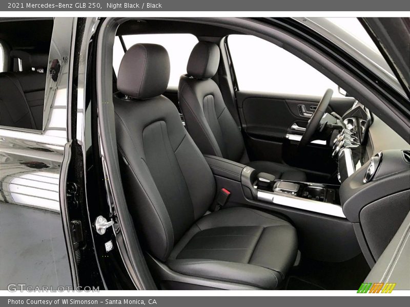 Night Black / Black 2021 Mercedes-Benz GLB 250