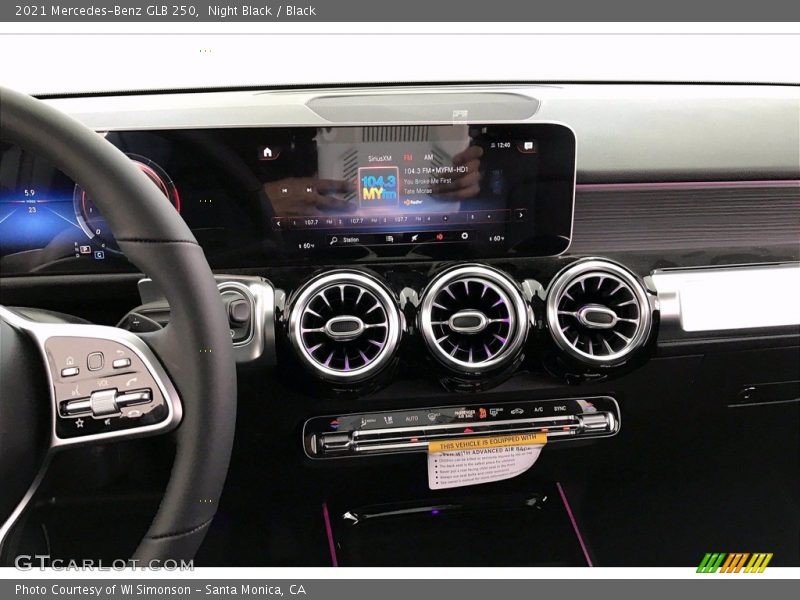 Night Black / Black 2021 Mercedes-Benz GLB 250