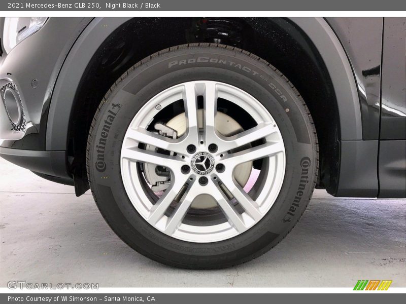 Night Black / Black 2021 Mercedes-Benz GLB 250