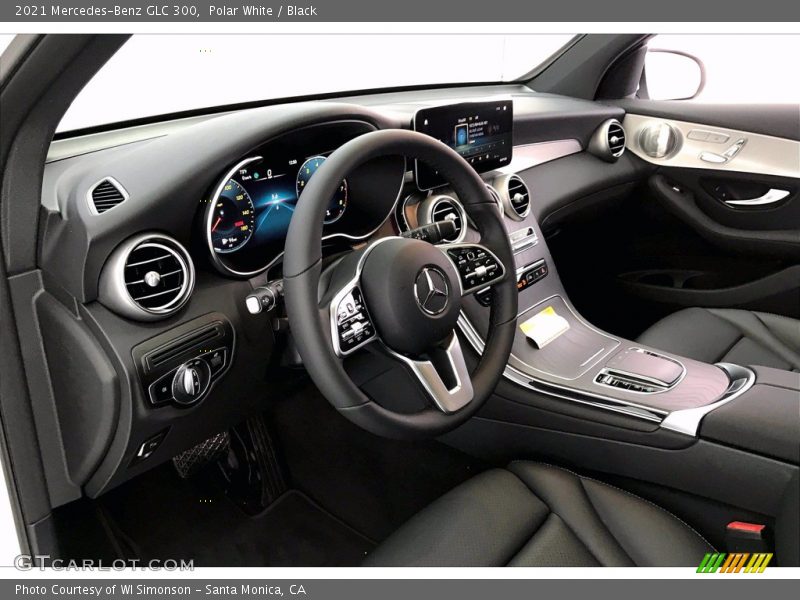 Polar White / Black 2021 Mercedes-Benz GLC 300