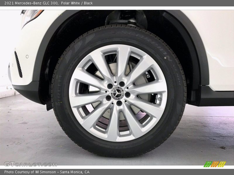 Polar White / Black 2021 Mercedes-Benz GLC 300