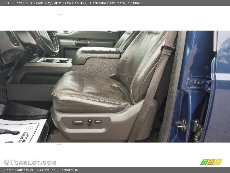 Dark Blue Pearl Metallic / Black 2012 Ford F250 Super Duty Lariat Crew Cab 4x4