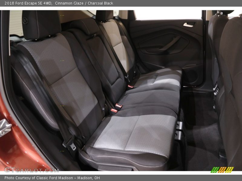 Cinnamon Glaze / Charcoal Black 2018 Ford Escape SE 4WD
