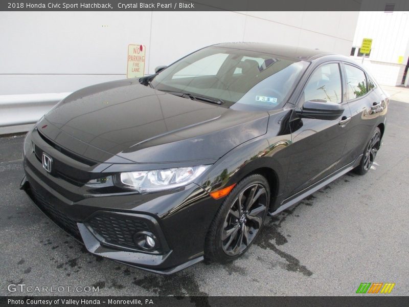 Front 3/4 View of 2018 Civic Sport Hatchback
