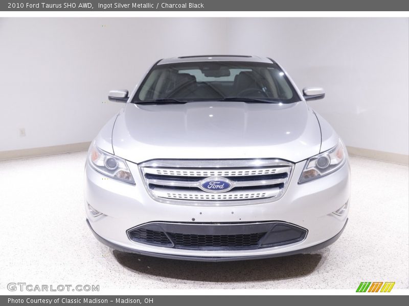 Ingot Silver Metallic / Charcoal Black 2010 Ford Taurus SHO AWD