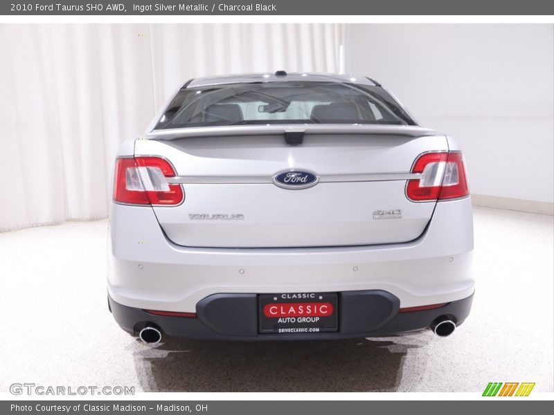 Ingot Silver Metallic / Charcoal Black 2010 Ford Taurus SHO AWD