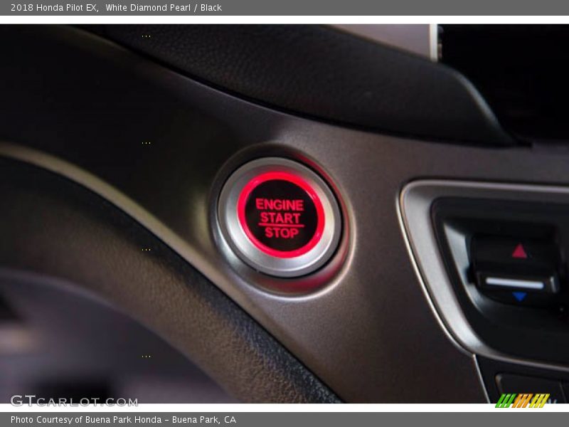 White Diamond Pearl / Black 2018 Honda Pilot EX
