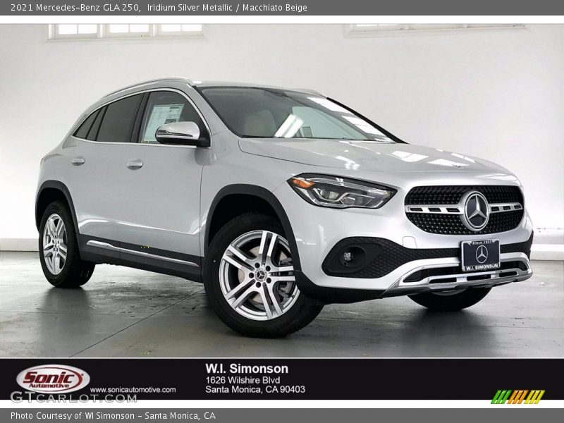 Iridium Silver Metallic / Macchiato Beige 2021 Mercedes-Benz GLA 250