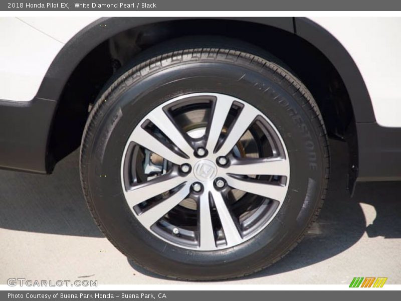 White Diamond Pearl / Black 2018 Honda Pilot EX