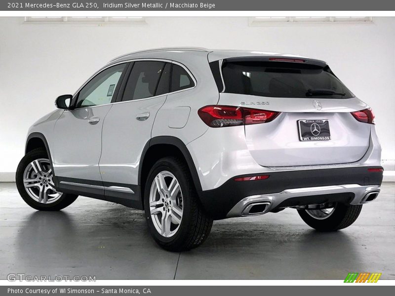 Iridium Silver Metallic / Macchiato Beige 2021 Mercedes-Benz GLA 250