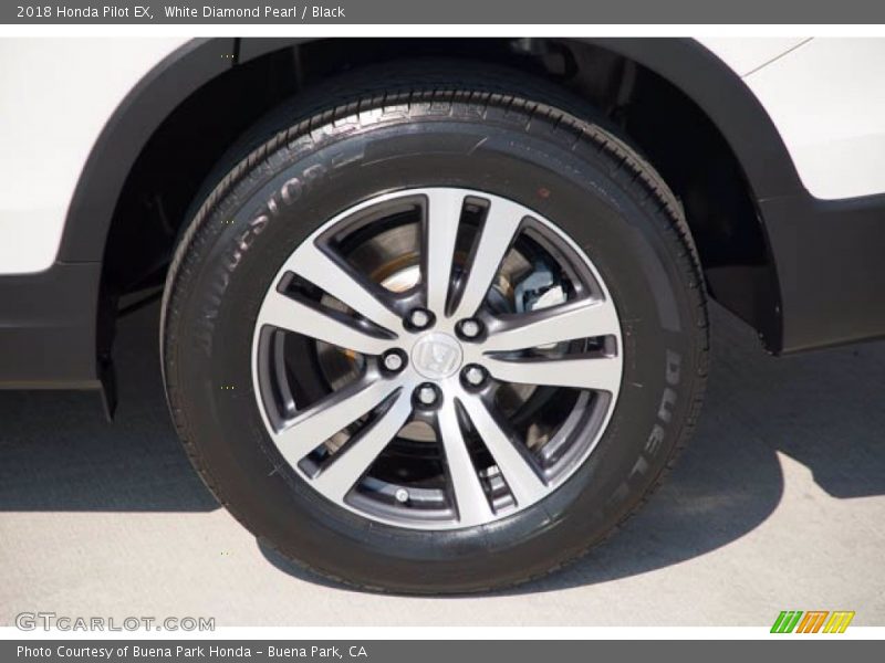 White Diamond Pearl / Black 2018 Honda Pilot EX