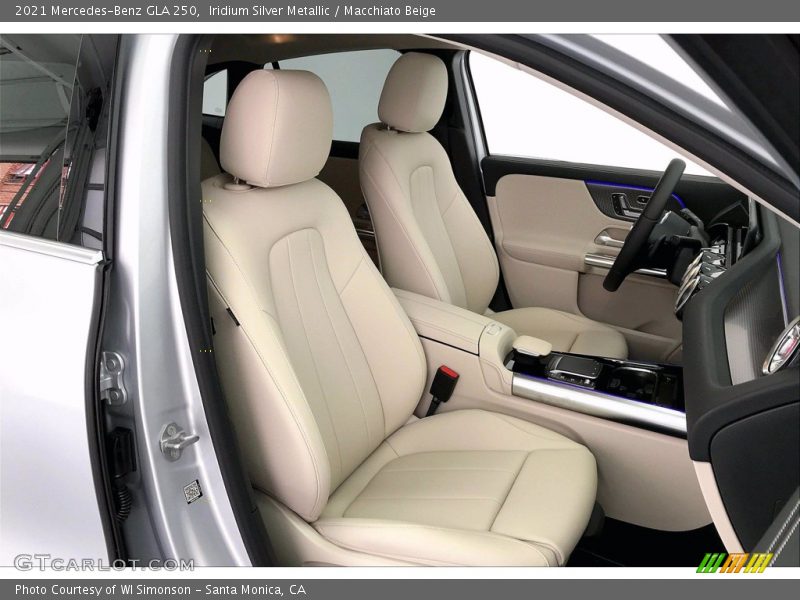 Iridium Silver Metallic / Macchiato Beige 2021 Mercedes-Benz GLA 250