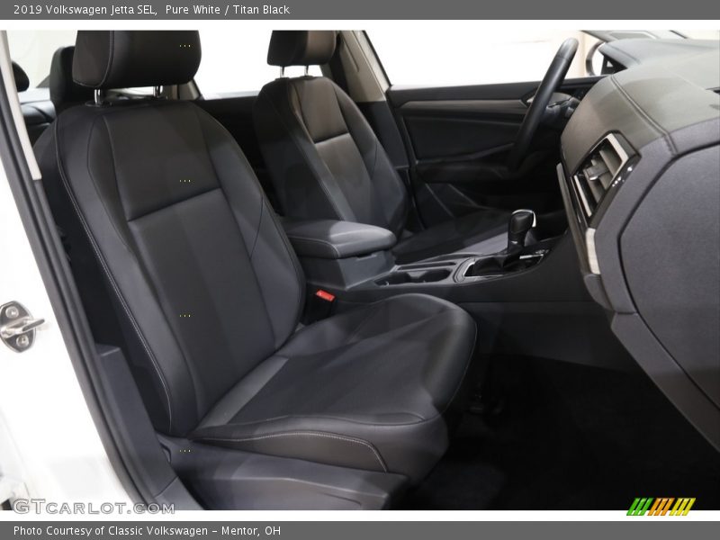 Pure White / Titan Black 2019 Volkswagen Jetta SEL