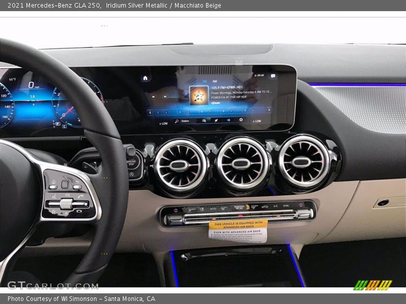 Iridium Silver Metallic / Macchiato Beige 2021 Mercedes-Benz GLA 250