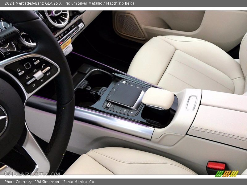 Iridium Silver Metallic / Macchiato Beige 2021 Mercedes-Benz GLA 250