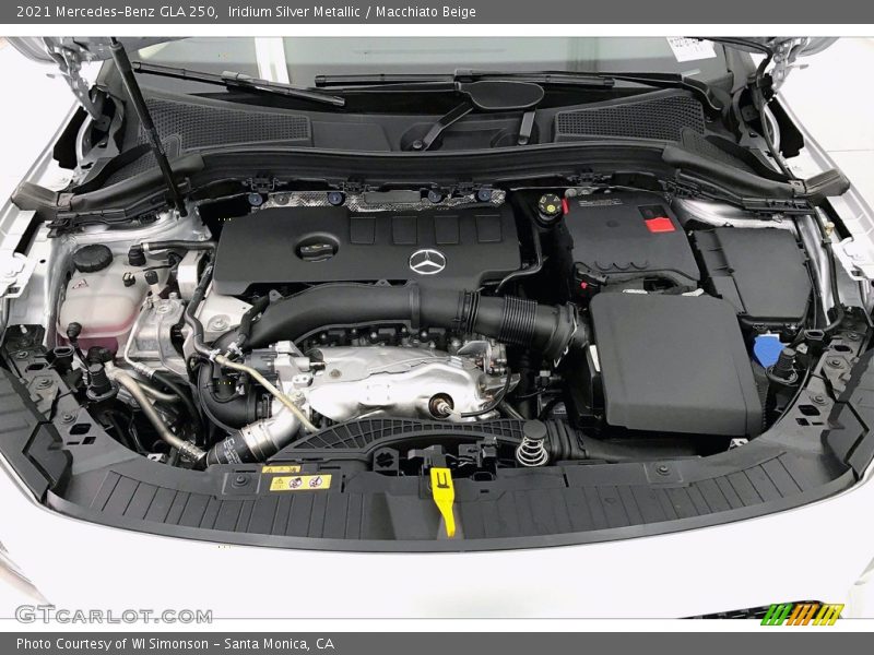 Iridium Silver Metallic / Macchiato Beige 2021 Mercedes-Benz GLA 250