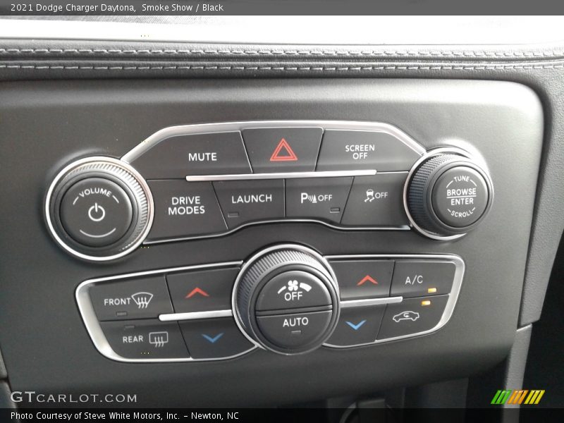 Controls of 2021 Charger Daytona