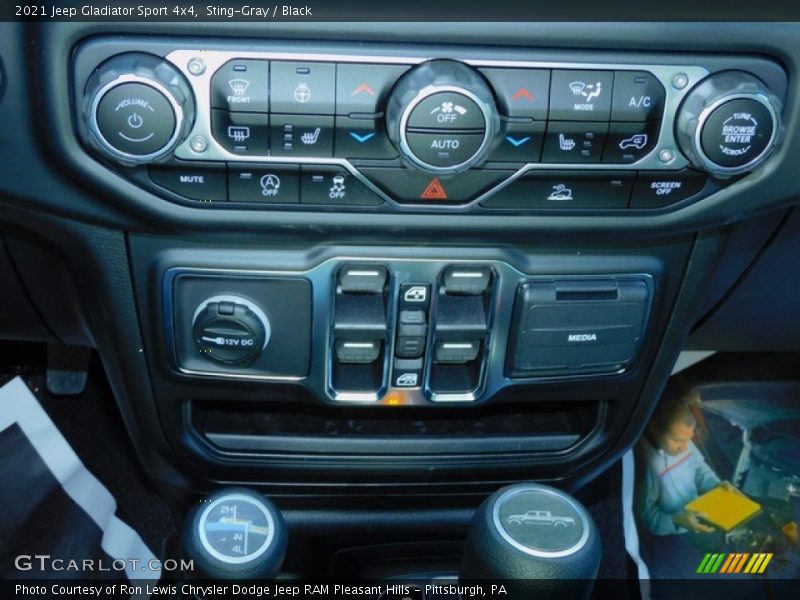 Sting-Gray / Black 2021 Jeep Gladiator Sport 4x4