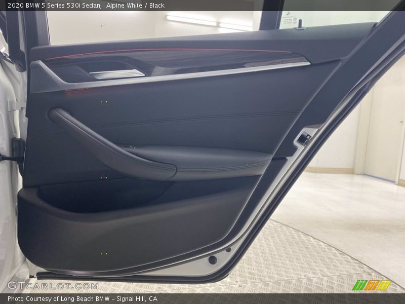 Alpine White / Black 2020 BMW 5 Series 530i Sedan