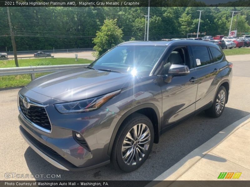Magnetic Gray Metallic / Graphite 2021 Toyota Highlander Platinum AWD