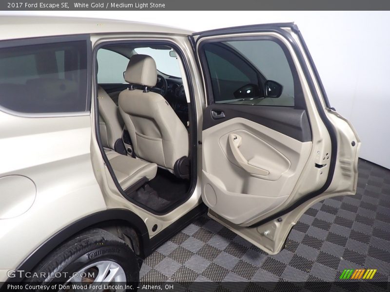 White Gold / Medium Light Stone 2017 Ford Escape SE