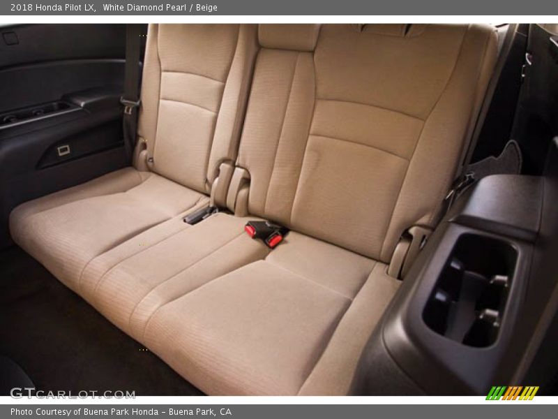 White Diamond Pearl / Beige 2018 Honda Pilot LX