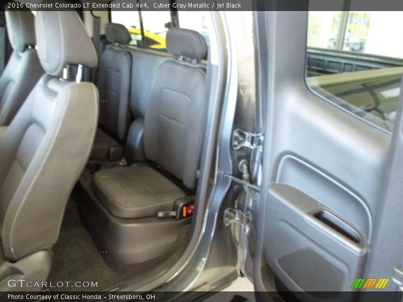 Cyber Gray Metallic / Jet Black 2016 Chevrolet Colorado LT Extended Cab 4x4