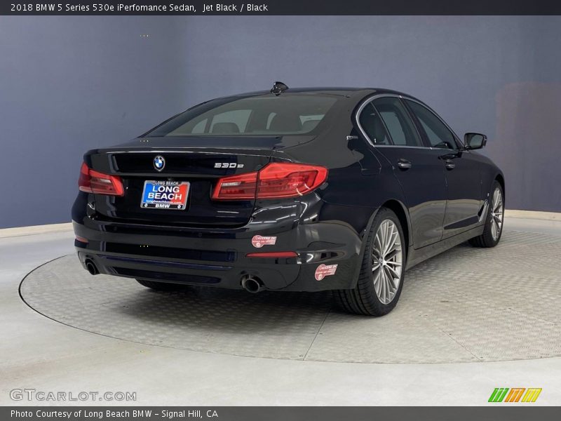 Jet Black / Black 2018 BMW 5 Series 530e iPerfomance Sedan