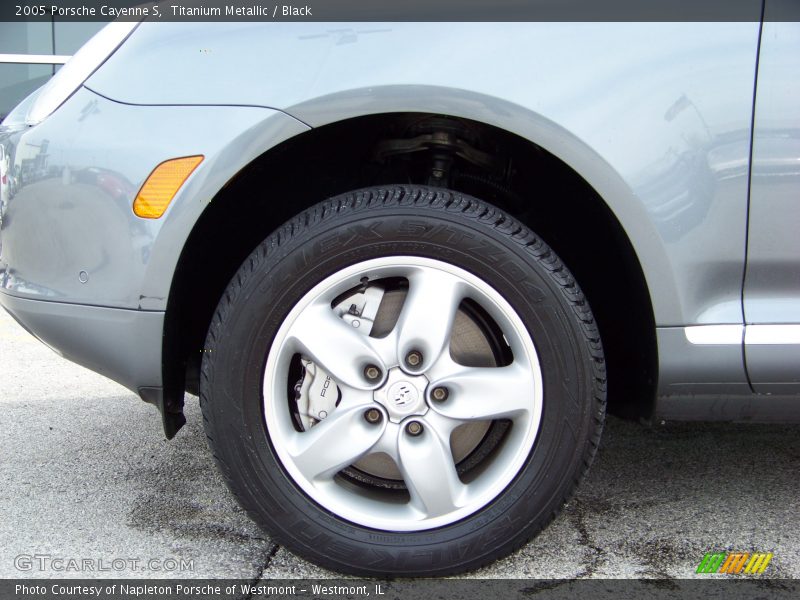 Titanium Metallic / Black 2005 Porsche Cayenne S