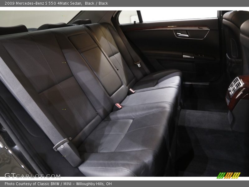 Black / Black 2009 Mercedes-Benz S 550 4Matic Sedan