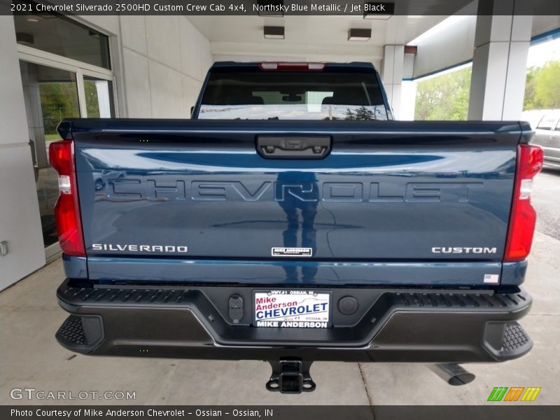 Northsky Blue Metallic / Jet Black 2021 Chevrolet Silverado 2500HD Custom Crew Cab 4x4