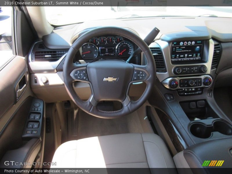 Summit White / Cocoa/Dune 2016 Chevrolet Suburban LT