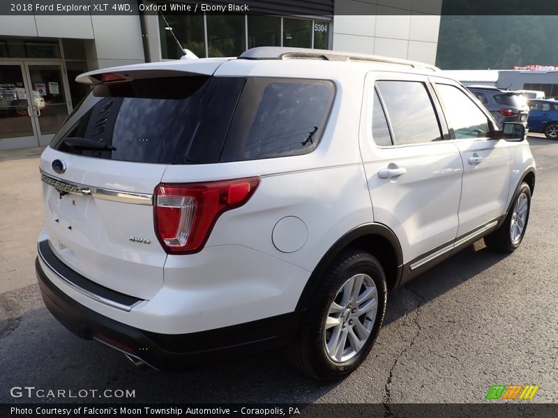 Oxford White / Ebony Black 2018 Ford Explorer XLT 4WD
