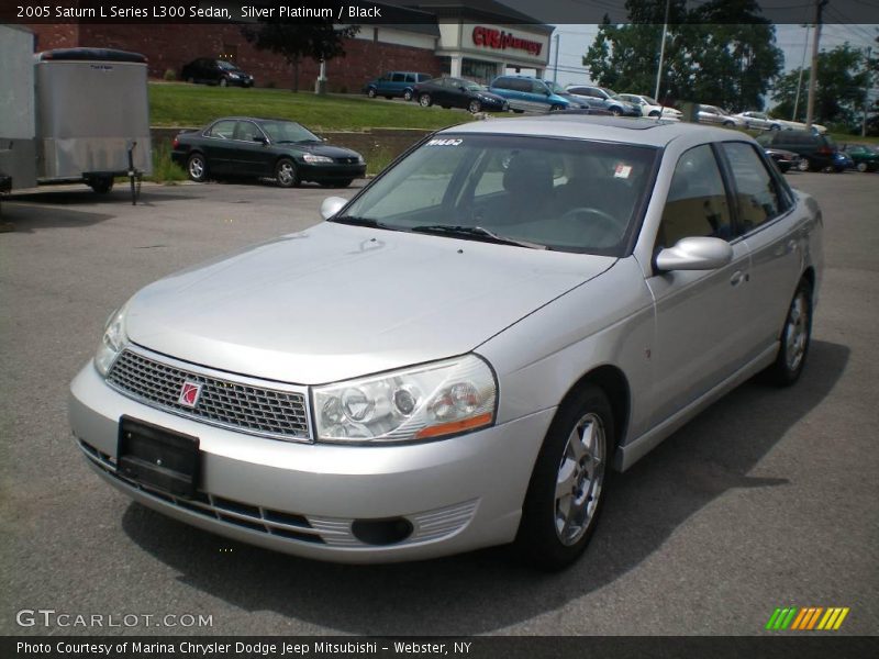 Silver Platinum / Black 2005 Saturn L Series L300 Sedan