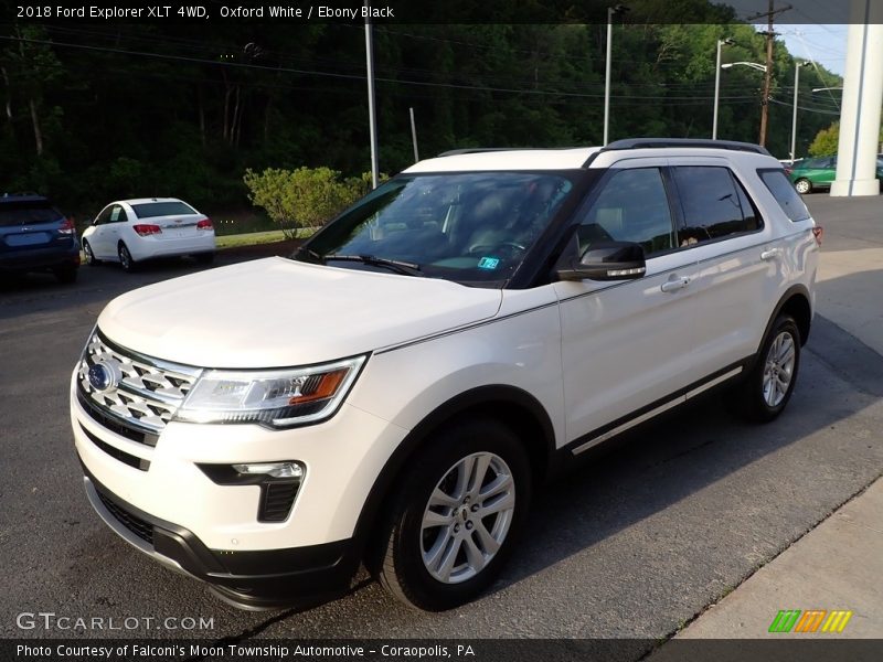 Oxford White / Ebony Black 2018 Ford Explorer XLT 4WD