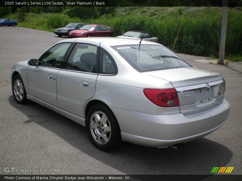 Silver Platinum / Black 2005 Saturn L Series L300 Sedan