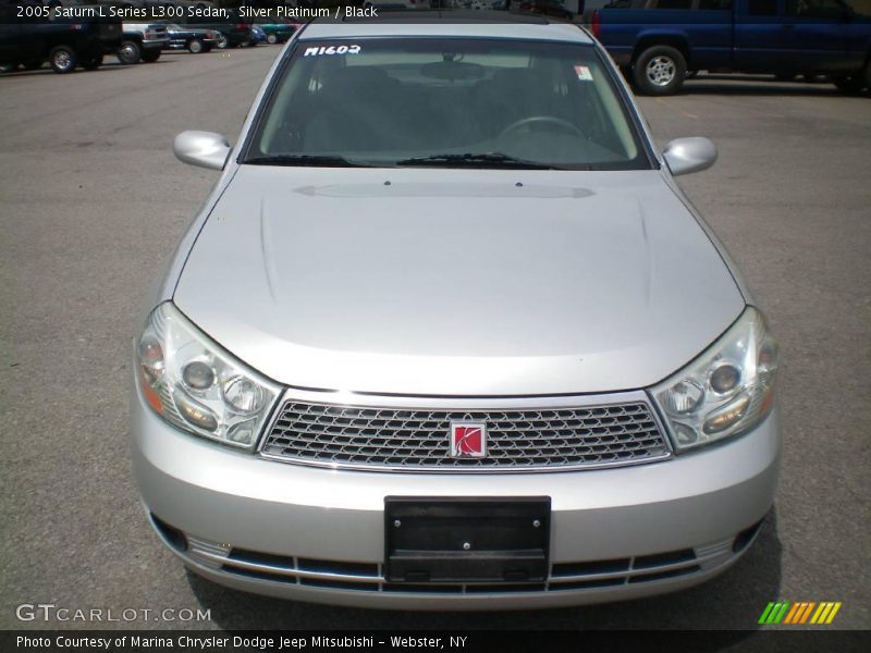 Silver Platinum / Black 2005 Saturn L Series L300 Sedan